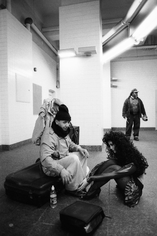 Dancer and his doll taking a break, Grand Central Subway, 1996 © Jo Voets